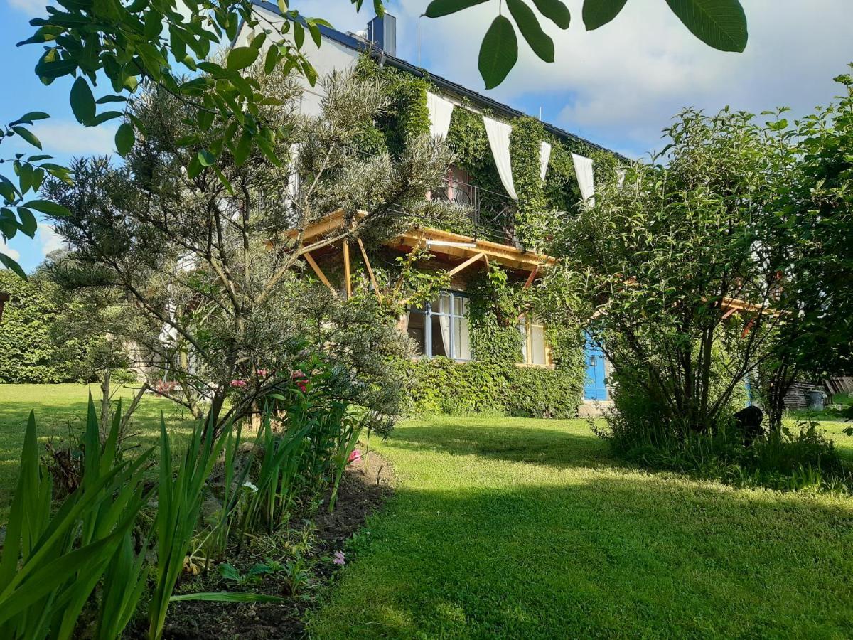 Apartmany Ruprechtov Hroznetin Exterior photo